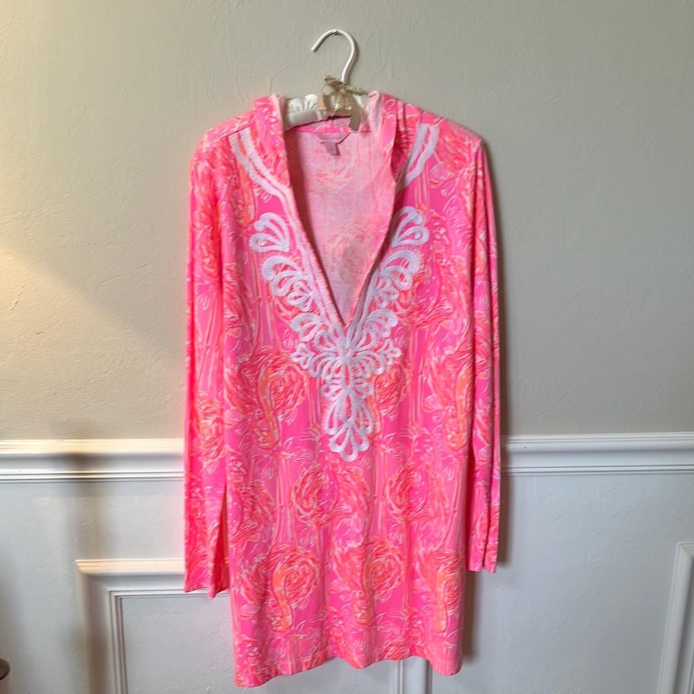 Vibrant Pink and White Tunic Dress